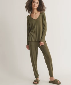 OSS 2 Piece Travel Set Loungewear