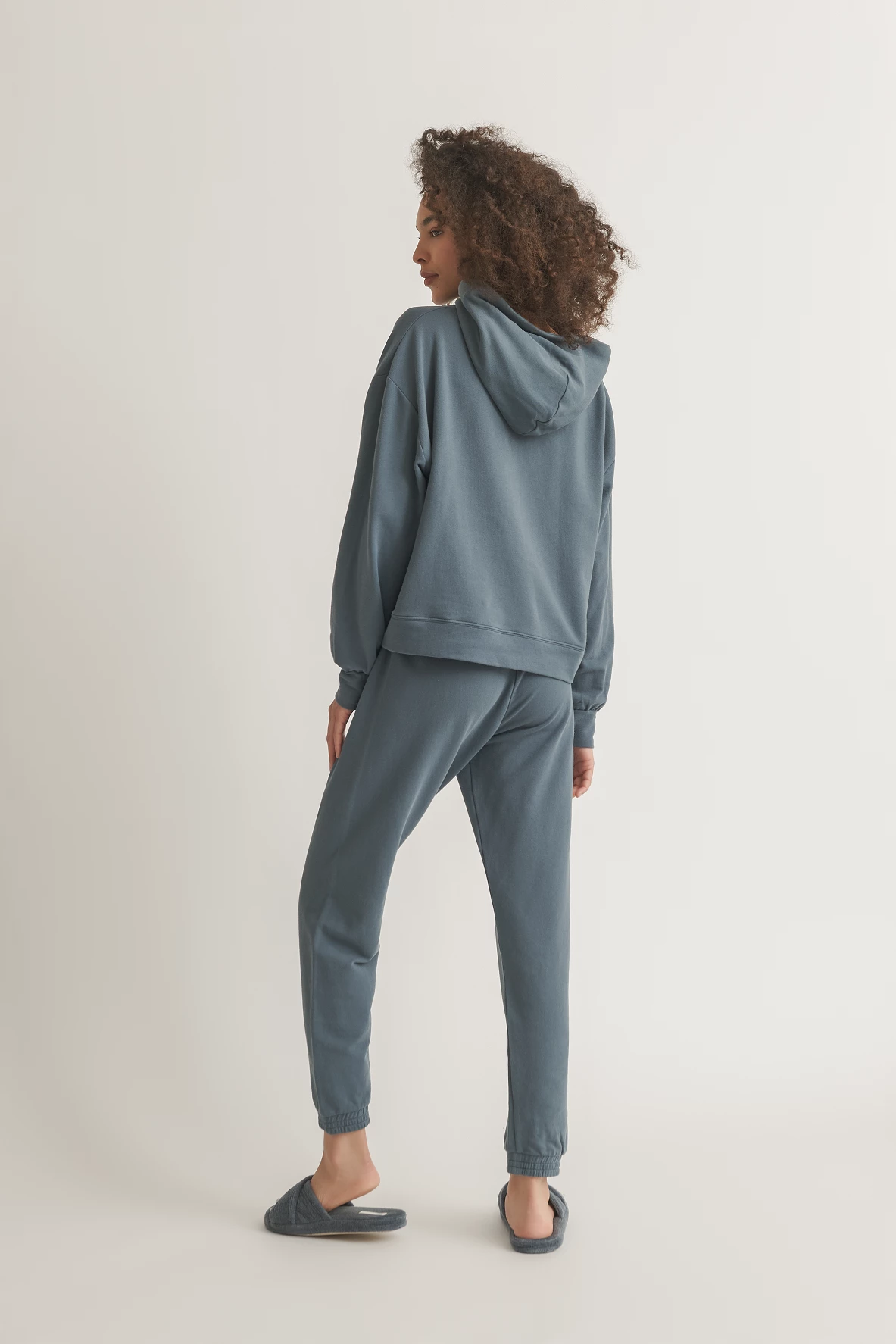 OSS Organic Elsie Hoodie Loungewear 2 OSS Organic Elsie Hoodie Loungewear
