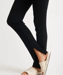 OSS 2 Piece Travel Set Loungewear