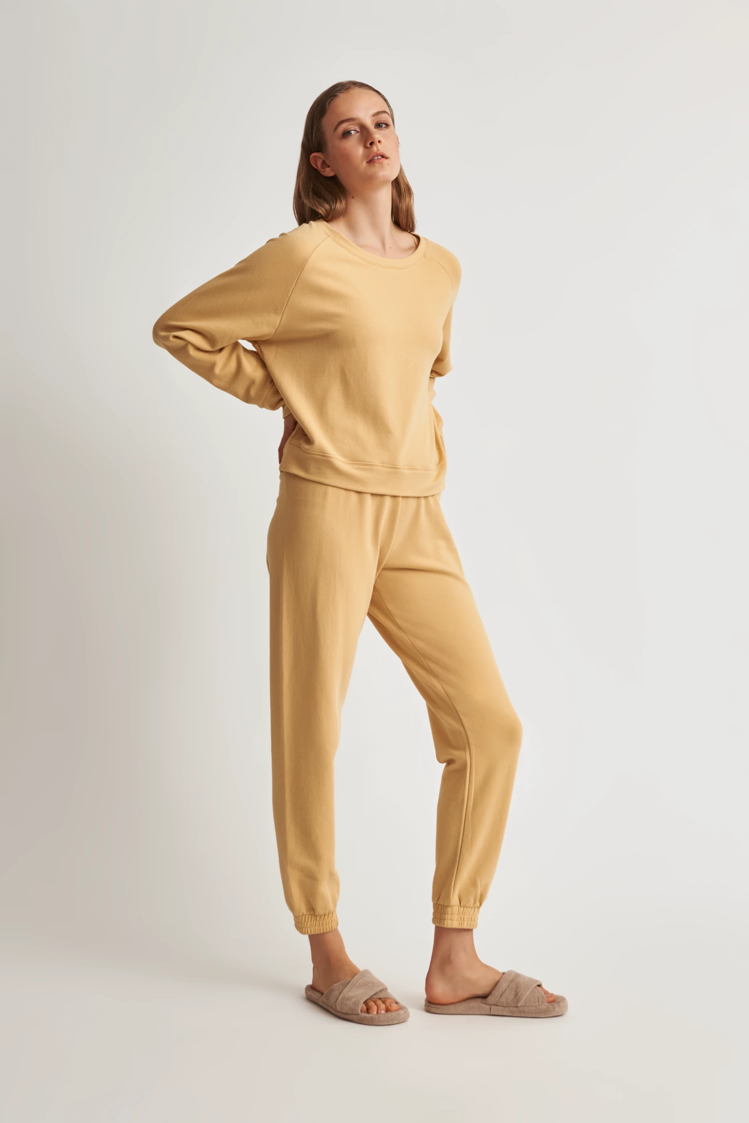 OSS Loungewear Organic Everett Sweatshirt 4 OSS Loungewear Organic Everett Sweatshirt