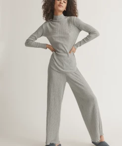 OSS Reda Turtleneck Loungewear