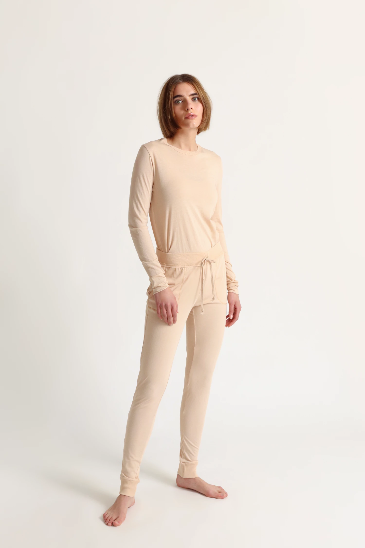 OSS Essentials Skinny Pant 6 OSS Essentials Skinny Pant